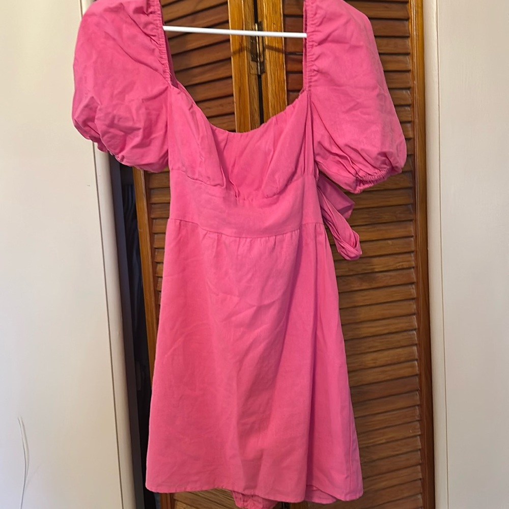 Short hot pink DRESS